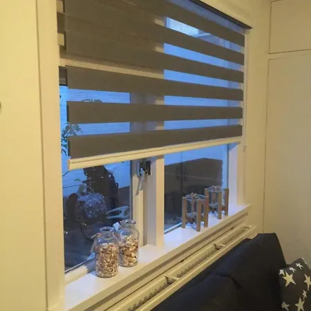 Gardenhouse Katwijk 게스트하우스 카트베이크안제이